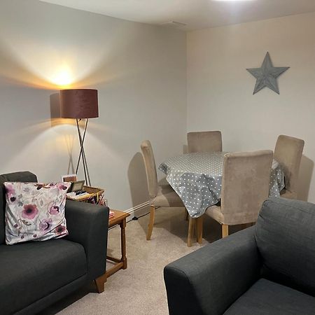 The Eaves, Glastonbury High Street 2 Bed 2 Bathroom Apartment Екстер'єр фото